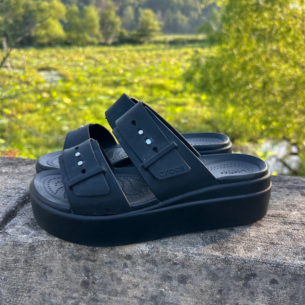 Crocs Brooklyn Low Wedge Sandals Black Platform Slide LiteRide Womens Size 6